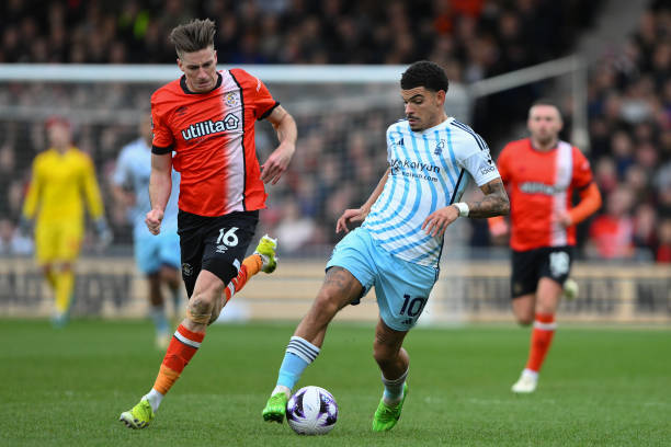 仅关乎两大 仅关乎两大